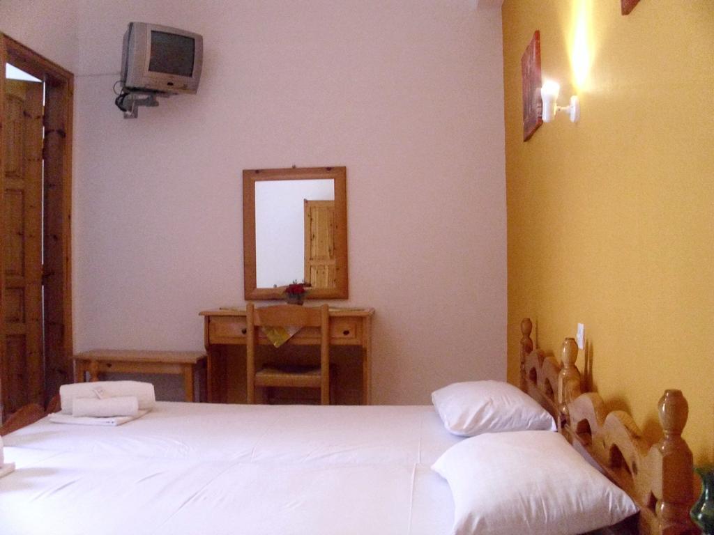 Dafni Studios Neo Klima Chambre photo