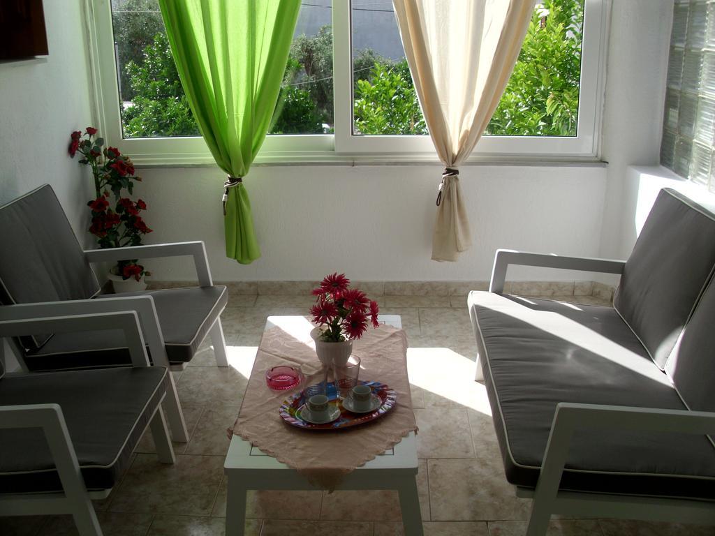 Dafni Studios Neo Klima Chambre photo